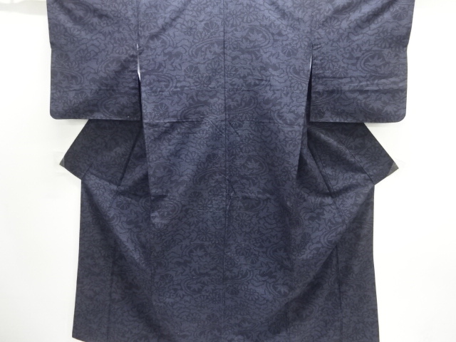 アンティーク　松菊笹模様織り出し本場結城紬80亀甲着物(石下)